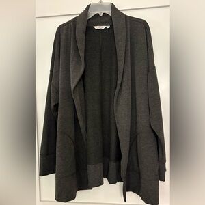 3X Vineyard Vines cardigan